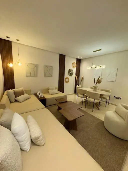 Appartement A 10 Min De La Mer A Pied Casablanca
